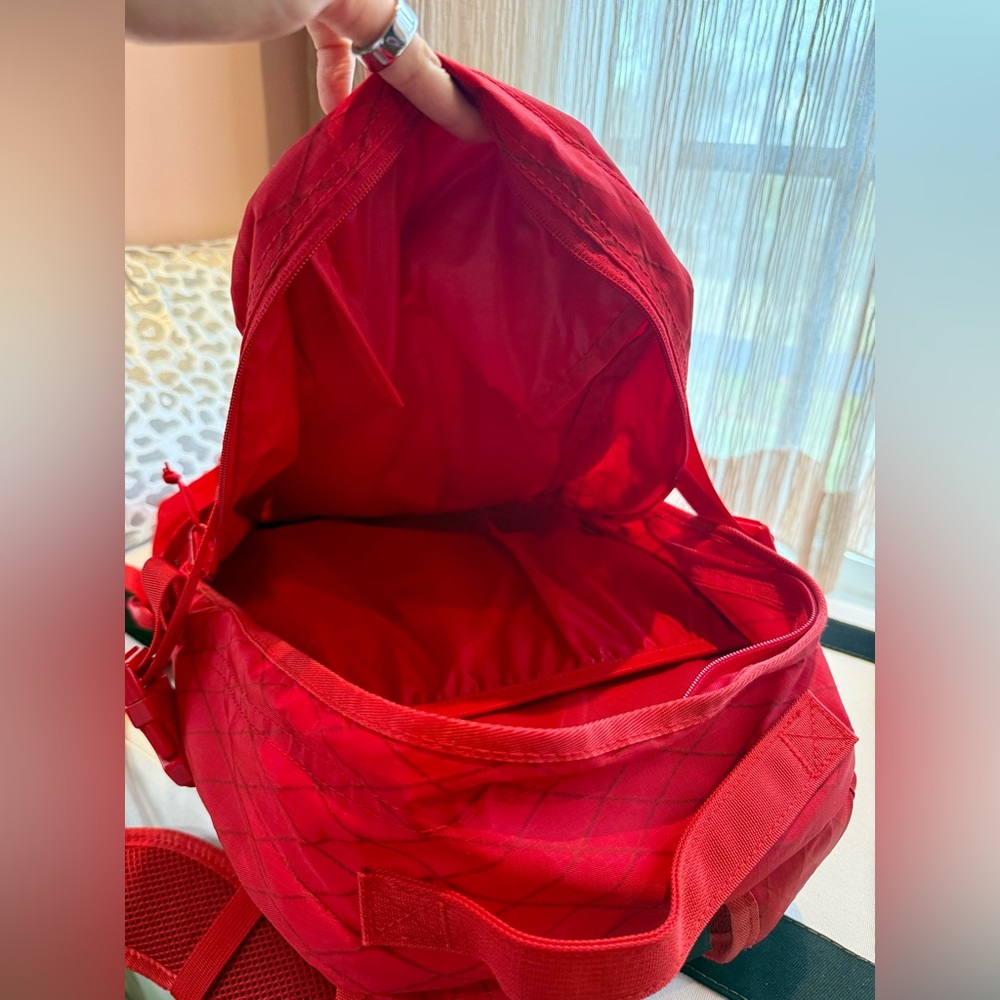 Supreme Backpack Red - Picture 3 of 12
